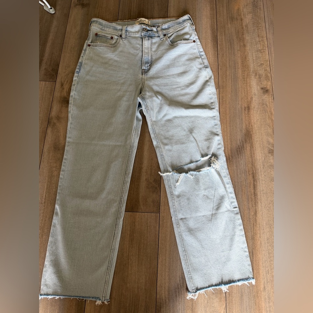 Abercrombie & Fitch Light Blue Straight Leg Jeans size 39